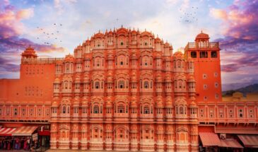 Hawa Mahal: Jaipur Travel Guide