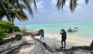 Lakhswadeep Travel Guide: Basking in Beach Vibes: Thinnakara Island's Coastal Charms