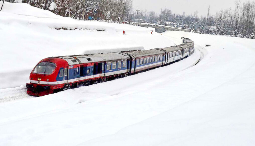 Snow-Covered Kashmir Valley on the 'Polar Express': Enchanting Winter Train Journey from Banihal to Baramulla