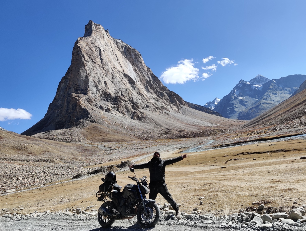 Gonbo Rangjon: A Majestic Pyramid-Shaped Cliff Along the Nimmu Padum Darcha Road Route, Near the Iconic Shinku La Pass