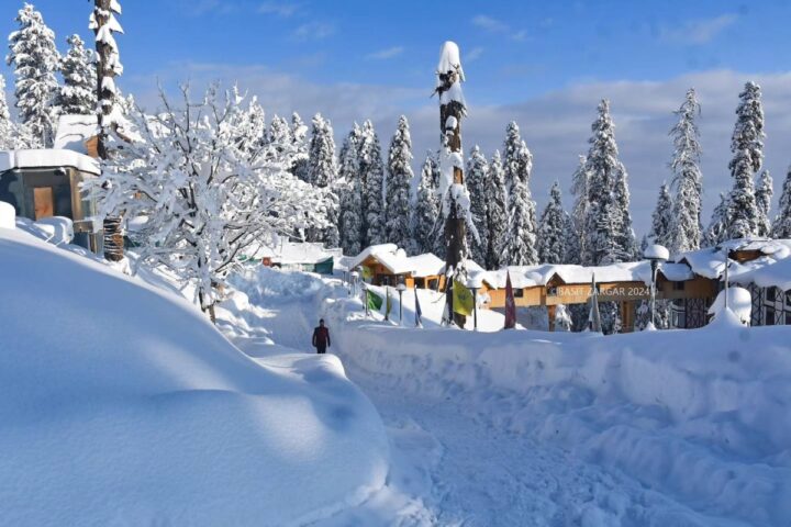 Snow-covered landscapes of Kashmir in March, showcasing the region's serene beauty amidst the winter wonderland