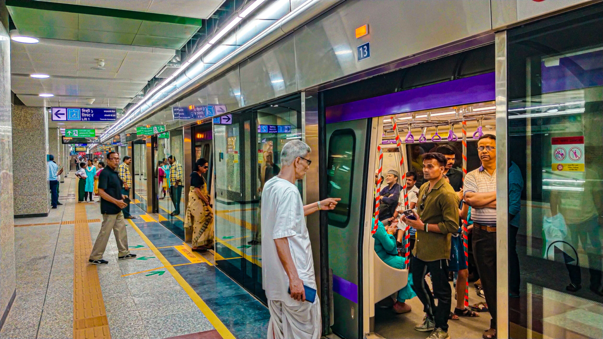 How Kolkata Underwater Metro Station Looks