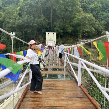 Darjeeling’s First Glass-Bottom Skywalk Bridge Connects Bijanbari and Singtom