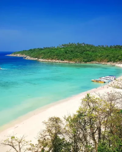 Ko Racha Yai, Rawai, is one the best Island Hopping Destination accessed from Phuket, Thailand.