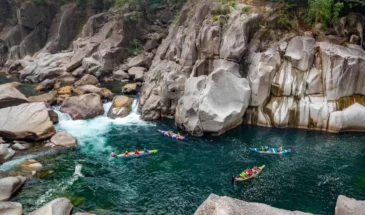Shnongpdeng to Amkoi Sliang Wah-Umgngot Hike: This is the cascade on the Umngot River Near Shongpedang from Where One Have to Hike to Reach the Water Canyon: Sliang Wah Umngot at Amkoi Village
