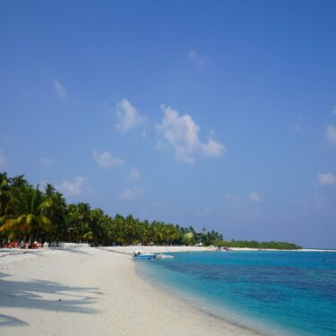 Lakshadweep Tourism in Crisis: Alleged Scam Strands Tourists as Access to Bangaram and Thinnakara Islands is Blocked