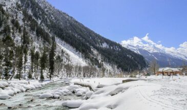 Experience the Snow Clad Landscapes in the curated Kashmir Winter Tour Packages by SetMyTrip