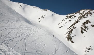 Gulmarg in Winter: Experience the Snow Clad Landscapes in the curated Kashmir Winter Tour Packages by SetMyTrip