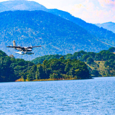 Meghalaya Seaplane Service: Seaplane Landing on Umiam Lake Water aerodrome.
