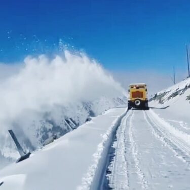 Onset of Winter in Kashmir: Bandipora-Gurez Road Closure Due to Fresh Snowfall at Razdan Top