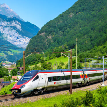 Vande Bharat Express Train to Kashmir from Delhi