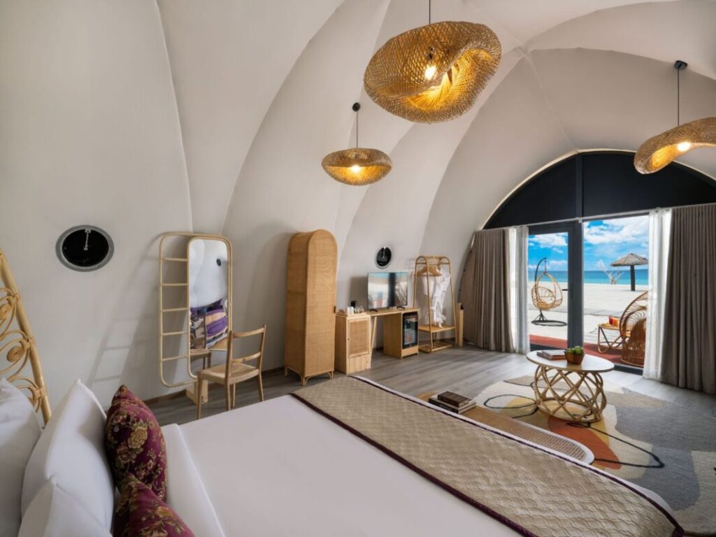 Stay in a deluxe cocoon sea-view tent at Bangaram Coral Pearl Resort. This 3-night beachfront glamping experience combines luxury, comfort, and stunning ocean views, featured in SetMyTrip’s Lakshadweep 3N/4D Bangaram Island Luxury Package.