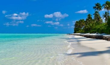SetMyTrip 4 Nights 5 Days Lakshadweep Luxury Package– experience 2 nights at Agatti Island and 2 nights at Bangaram Island, featuring white sandy beaches, clear turquoise waters, and serene palm-fringed landscapes for an unforgettable island escape.