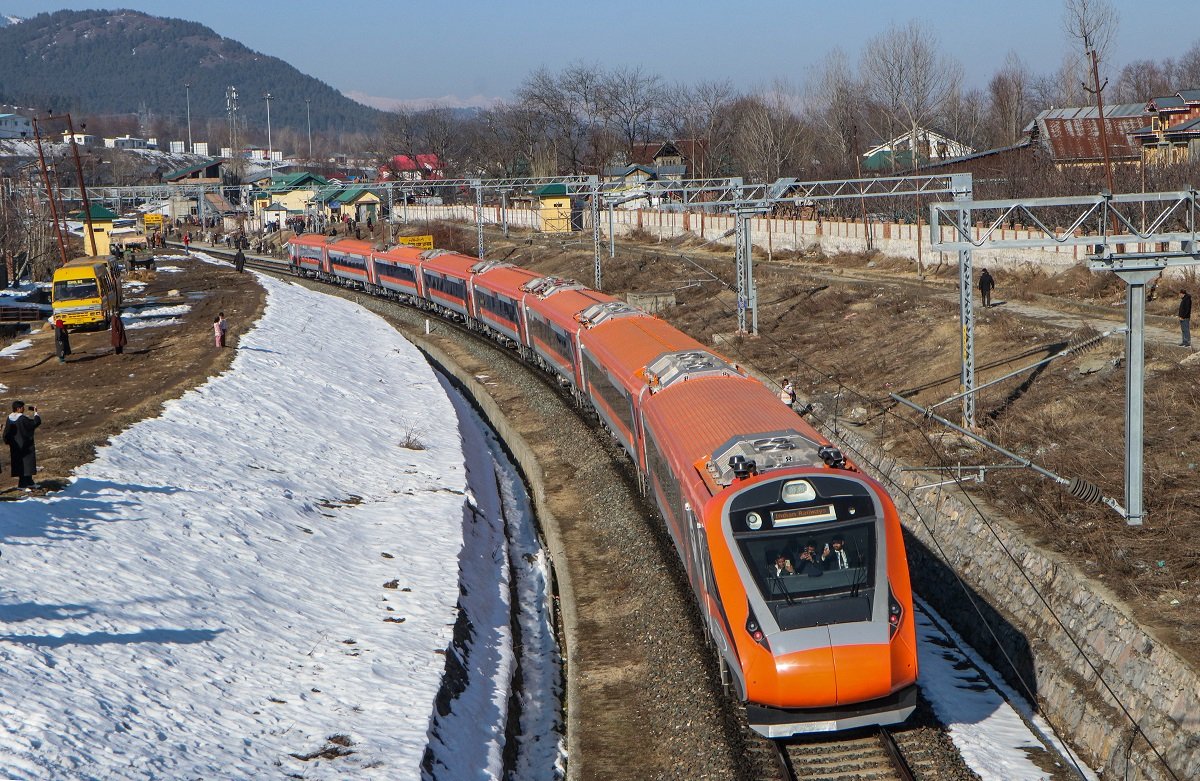 Jammu–Katra–Srinagar Vande Bharat Express: Route, Schedule, Fare, and Highlights